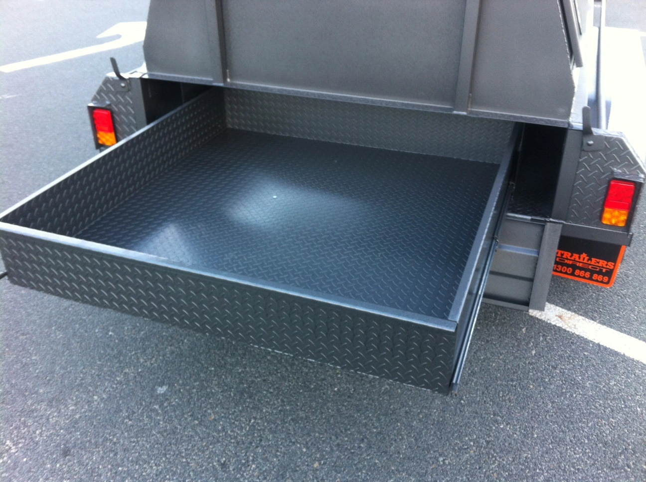 Rear Door Draw BT